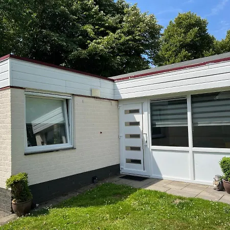 Vakantiebungalow Nr 7 In Het Heuvelland Simpelveld Exterior photo