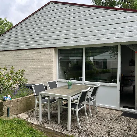 Vakantiebungalow Nr 7 In Het Heuvelland Simpelveld Exterior photo