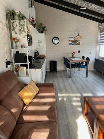 Holiday home Vakantiebungalow Nr 7 In Het Heuvelland